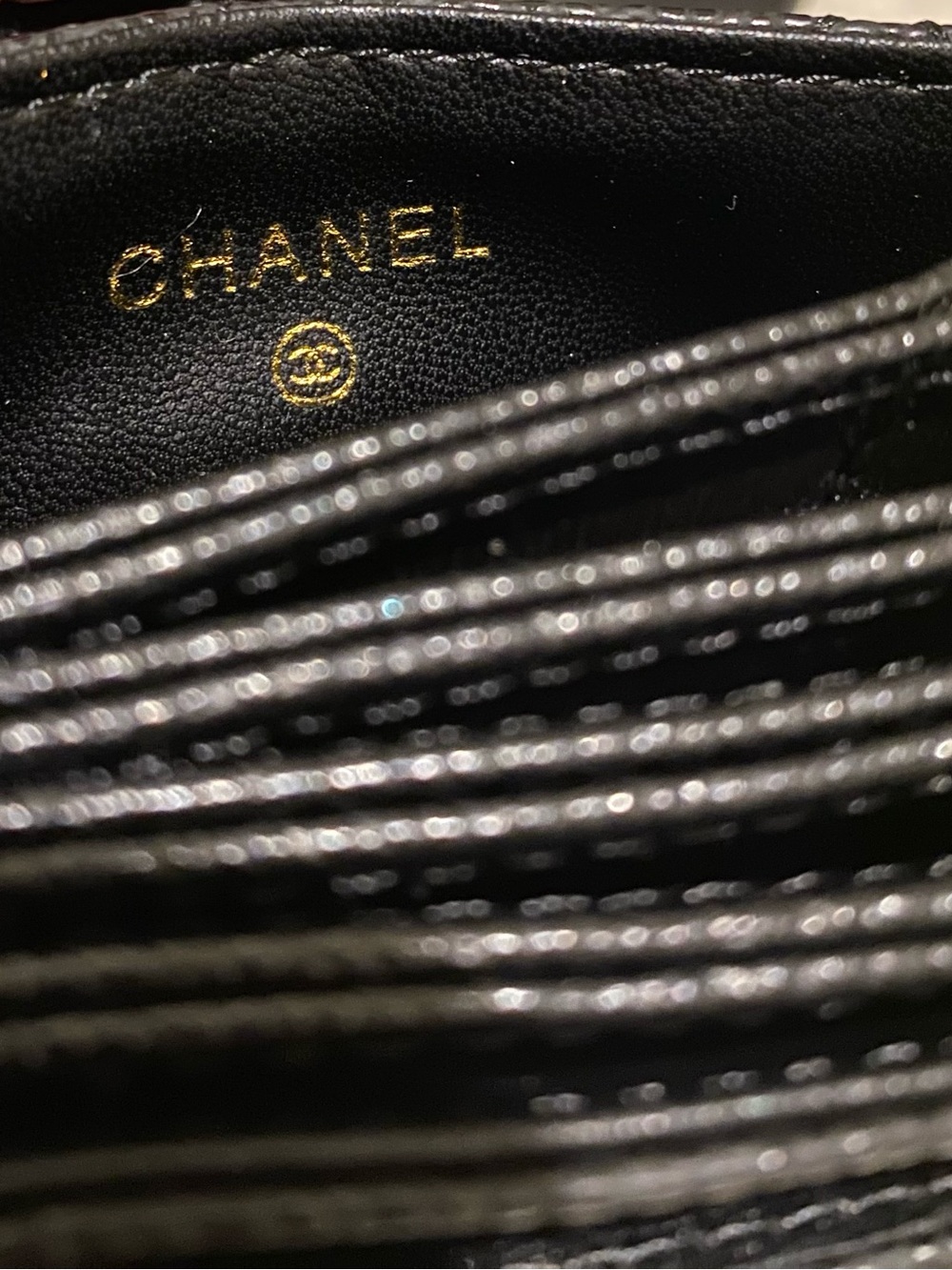 CHANEL Accordion Card Wallet - Picture 4 of 6